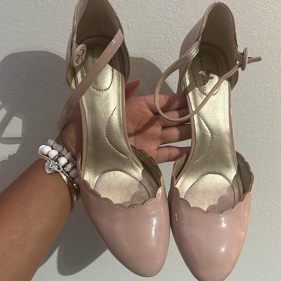 Blush pink Bandolino low heels - Picture 2 of 4